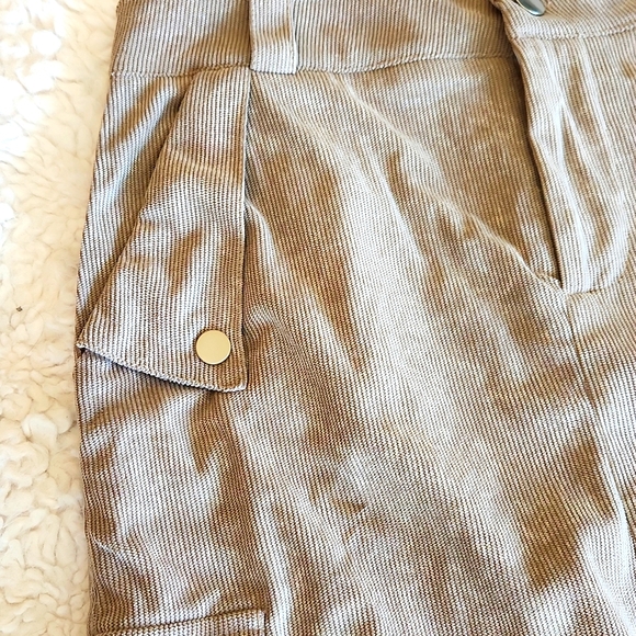 NWOT..Corduroy maxi skirt - Picture 4 of 12